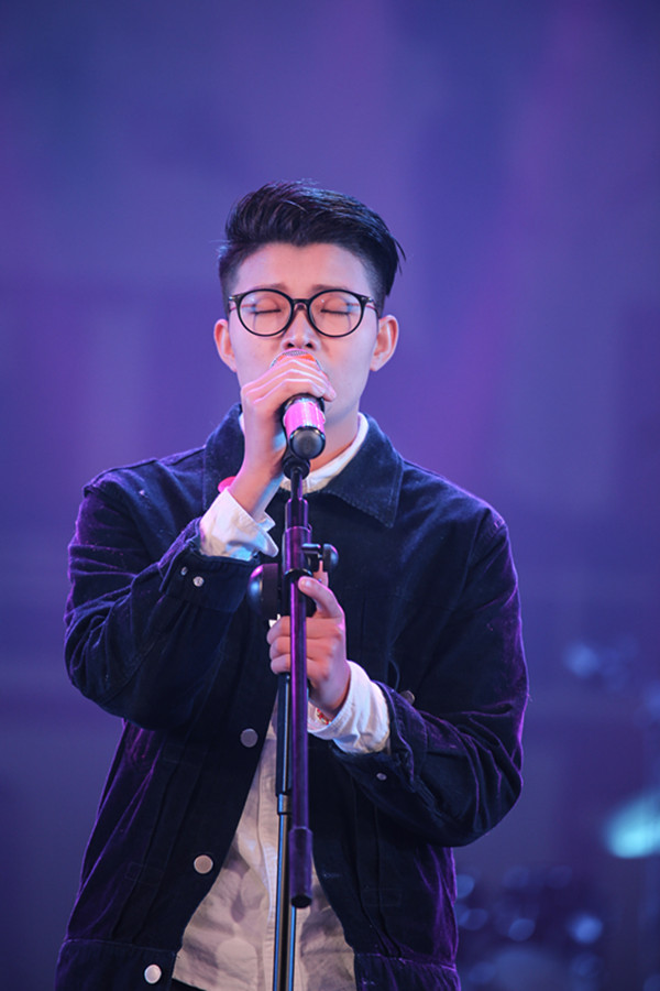 Bwin必赢平台入口十佳歌手演唱会暨艺术团结汇顺利举行